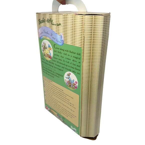 2000 Barbie & Kelly Easter Garden Hunt Gift Set 29380 Target Exclusive NRFB - Picture 4 of 6